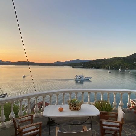 Kasteli Suite Poros Town Dış mekan fotoğraf