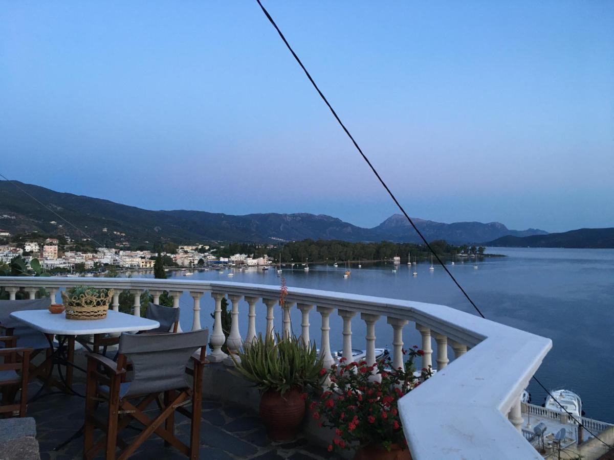 Kasteli Suite Poros Town Dış mekan fotoğraf