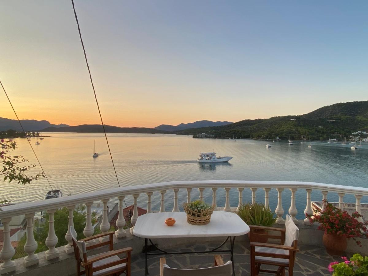 Kasteli Suite Poros Town Dış mekan fotoğraf