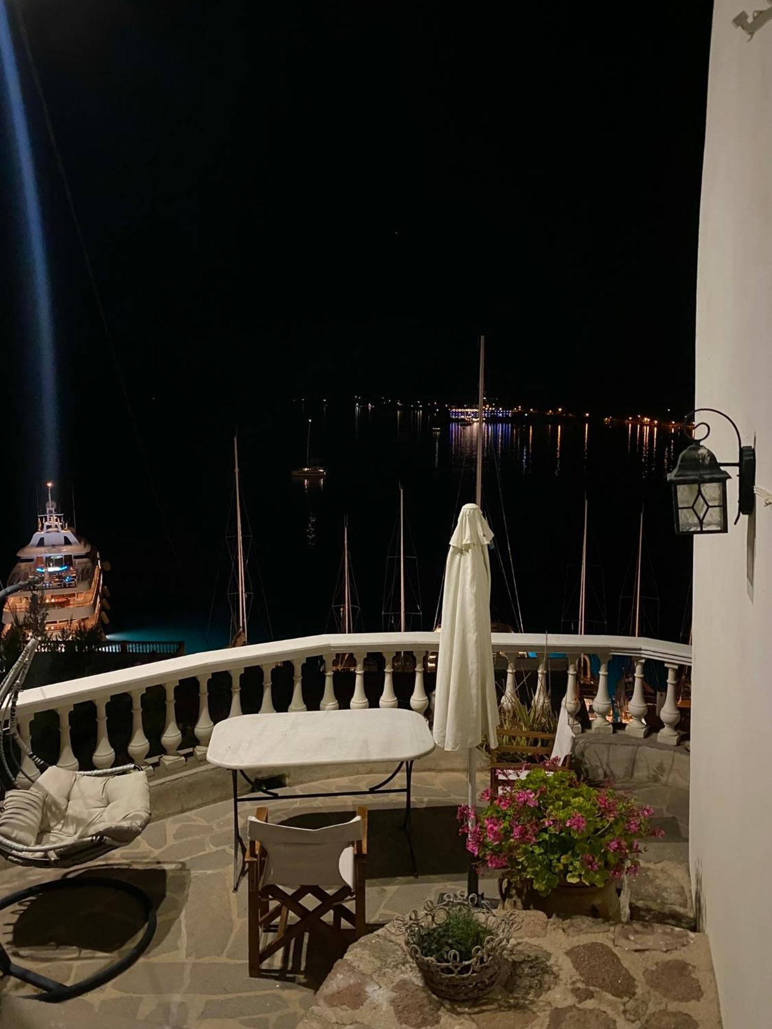 Kasteli Suite Poros Town Dış mekan fotoğraf