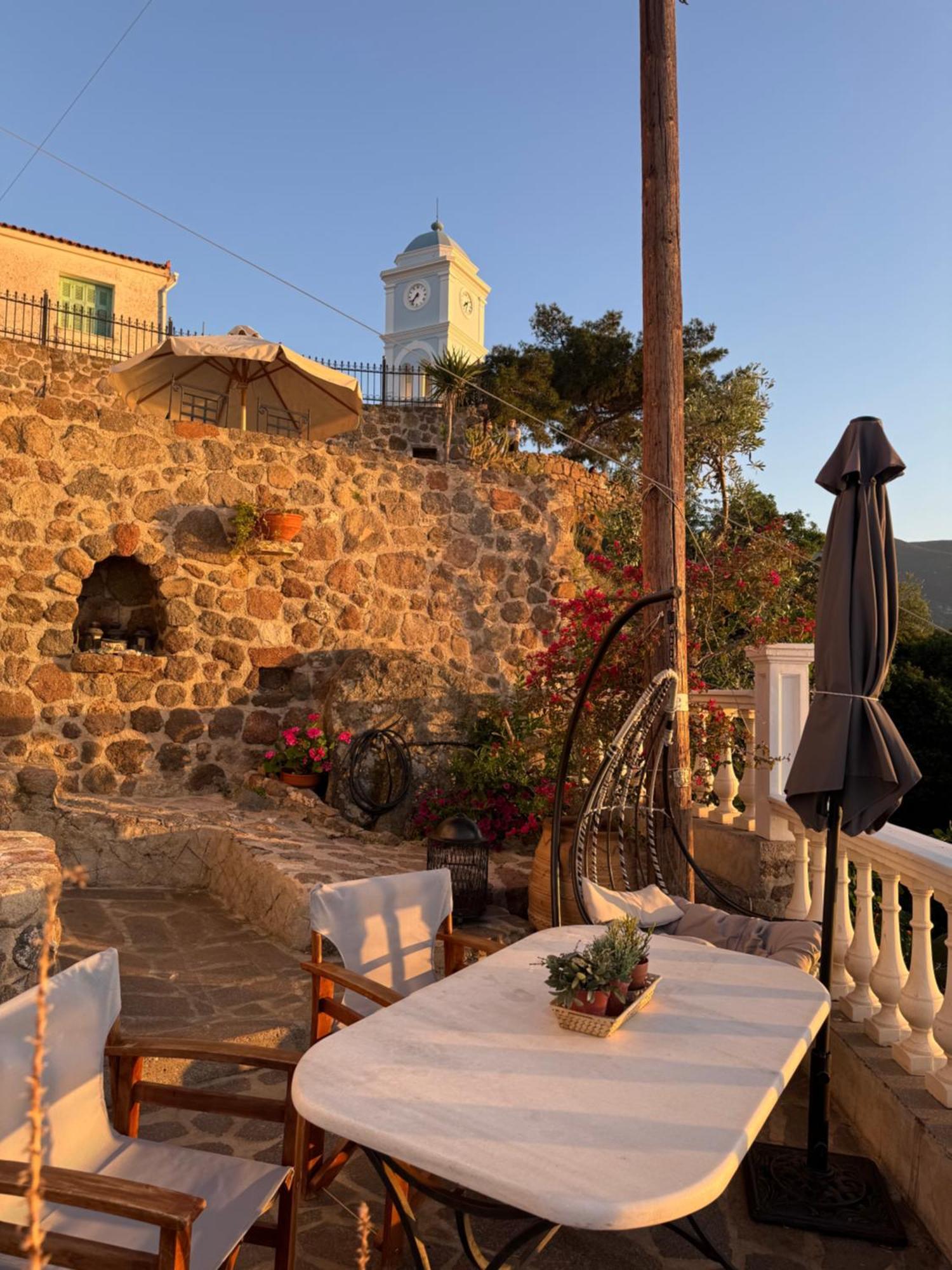 Kasteli Suite Poros Town Dış mekan fotoğraf
